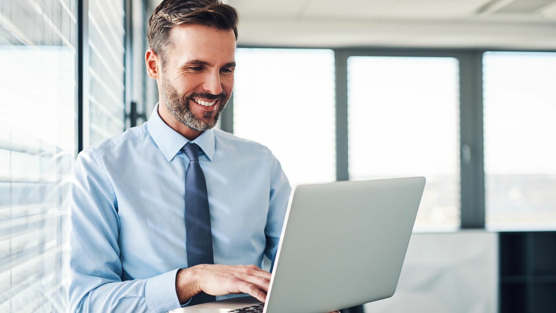 Service bancaire professionnel Hello Bank